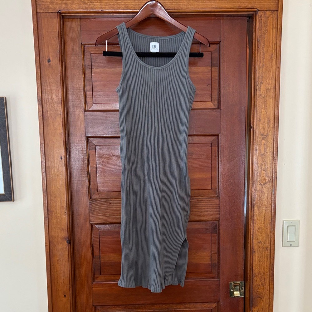 GAP Maternity Charcoal Ribbed Midi Dress